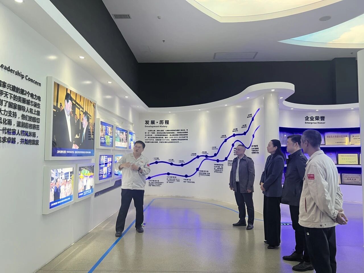 1764559384501363.jpg 微信图片_2025-12-01_112249_478.jpg